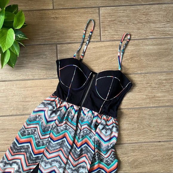 MATERIAL GIRL fit and flare, double slit maxi dress. M - Picture 2 of 5